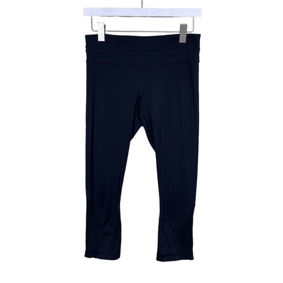 Lululemon Black Cropped Leggings Size 6 - Picture 1 of 7